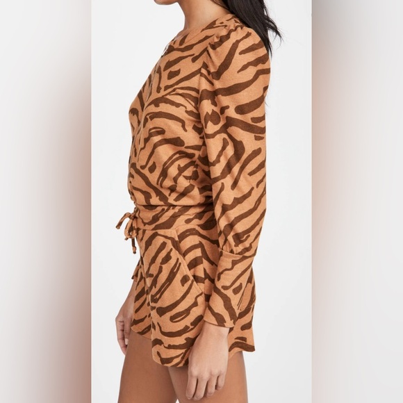 CHASER RPET BLISS KNIT PUFF SLEEVE ZIP UP ROMPER - Picture 2 of 7